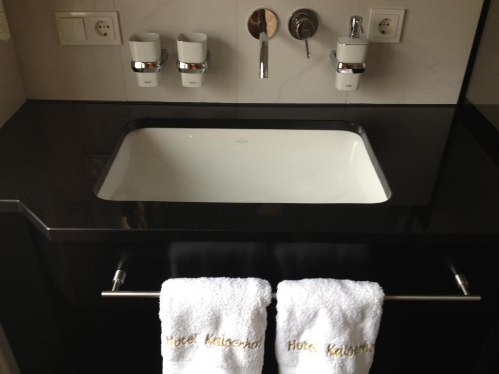 Hotel Kaiserhof Medebach Quarto foto